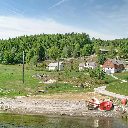 Sjohytta Сasa de vacaciones Vanvik